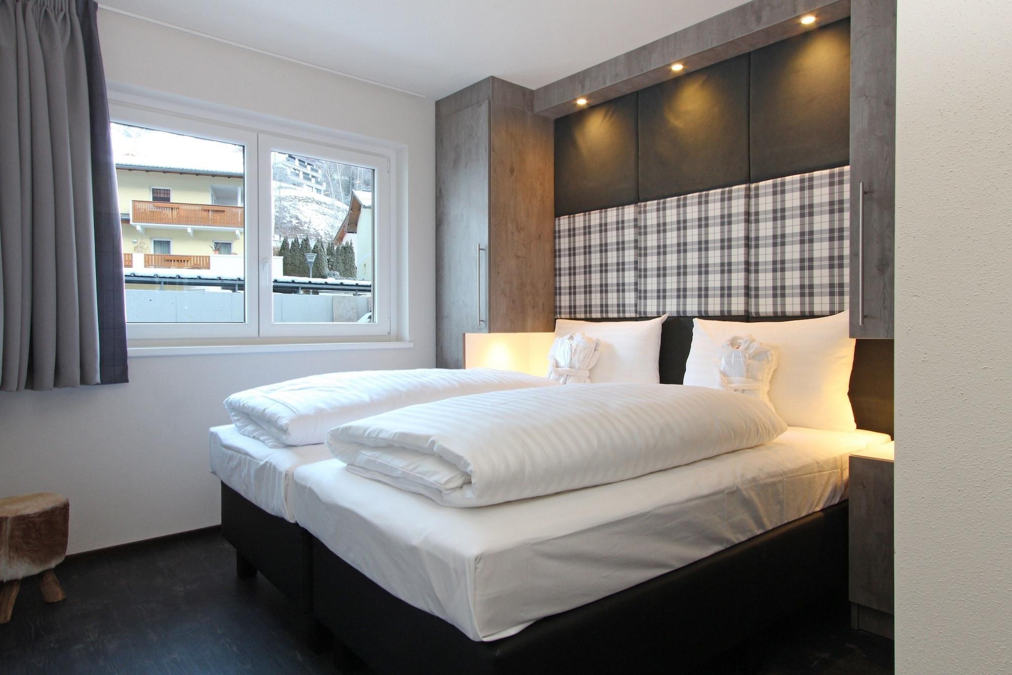 Avenida Mountain Lodges Капрун Екстериор снимка