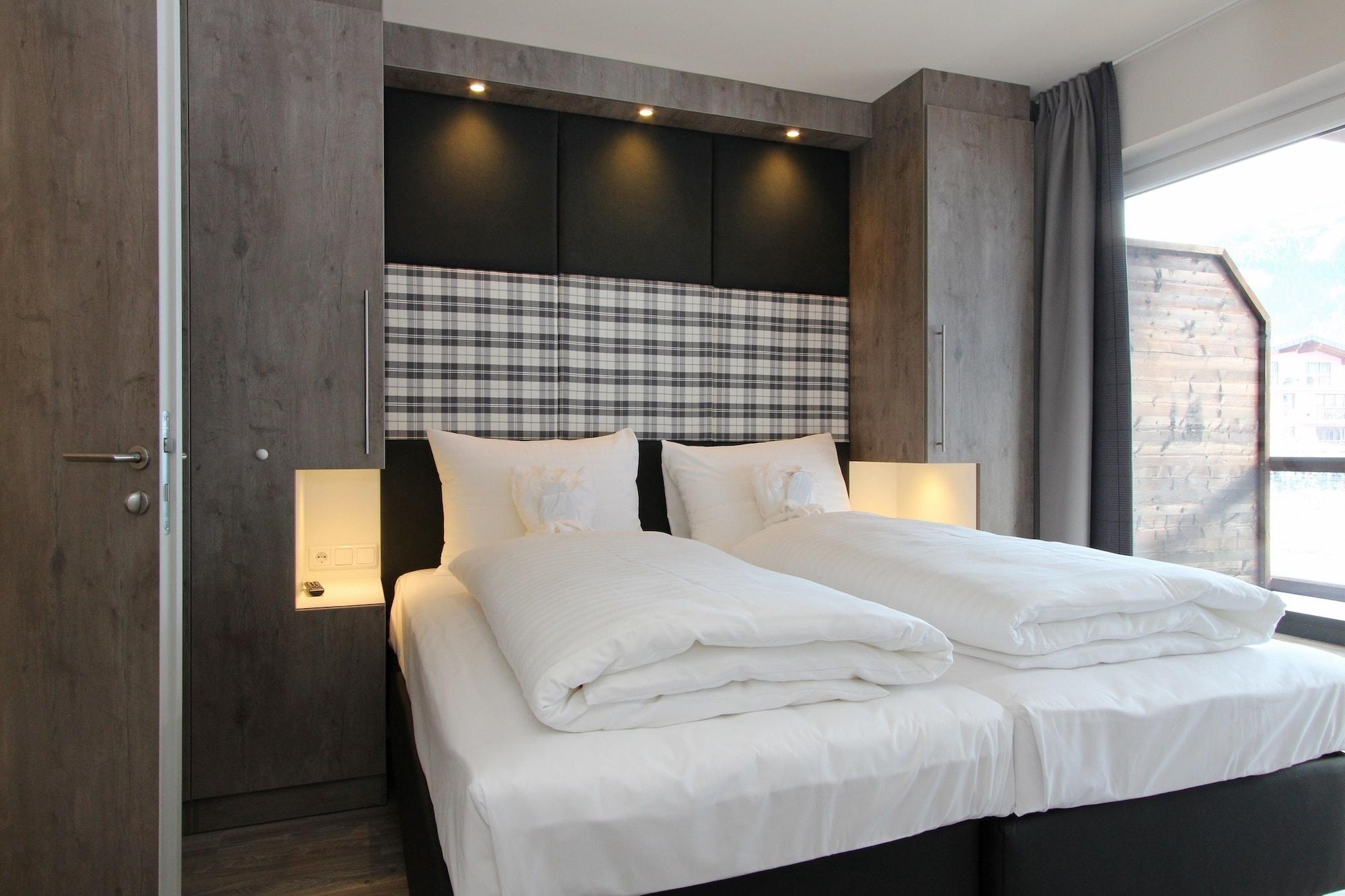 Avenida Mountain Lodges Капрун Екстериор снимка