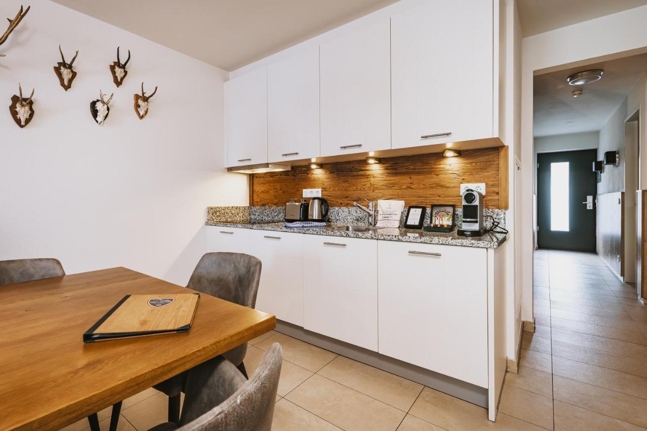 Avenida Mountain Lodges Капрун Екстериор снимка