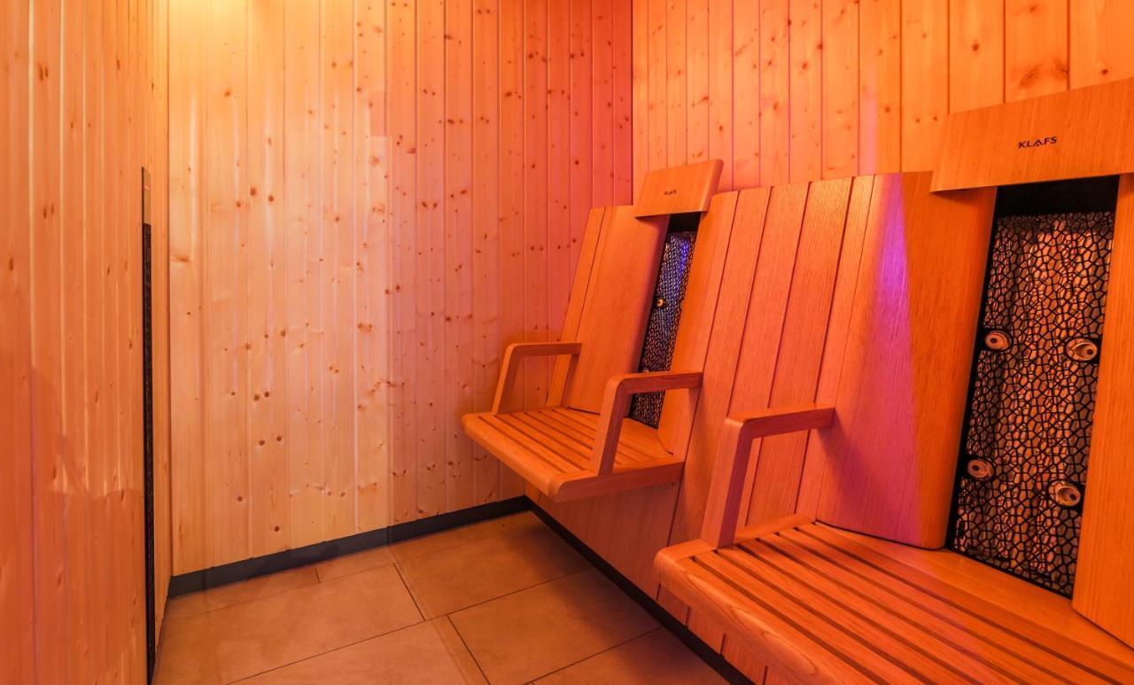 Avenida Mountain Lodges Капрун Екстериор снимка