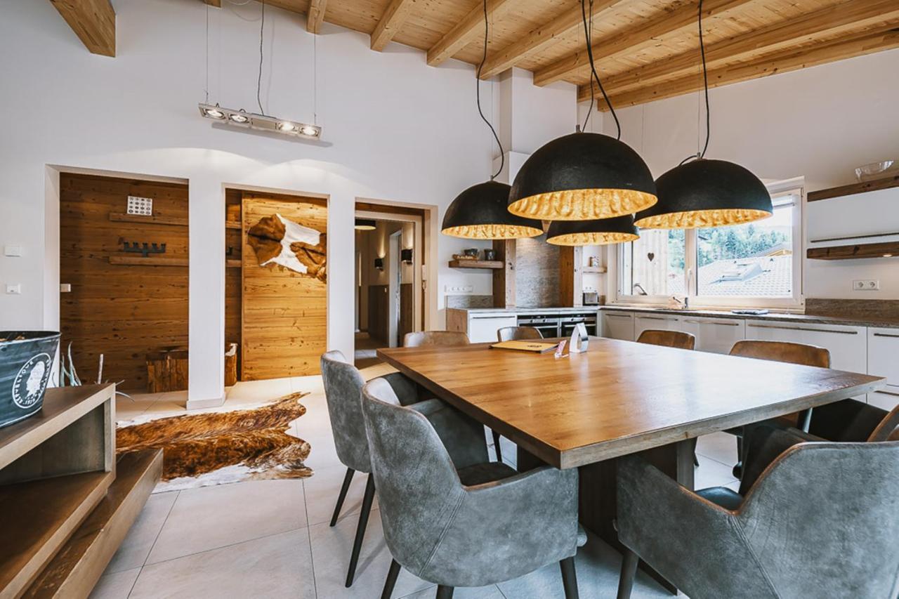 Avenida Mountain Lodges Капрун Екстериор снимка